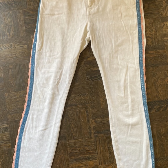 Pilcro High-Rise Skinny White Embellished Jeans 30 - Picture 2 of 3